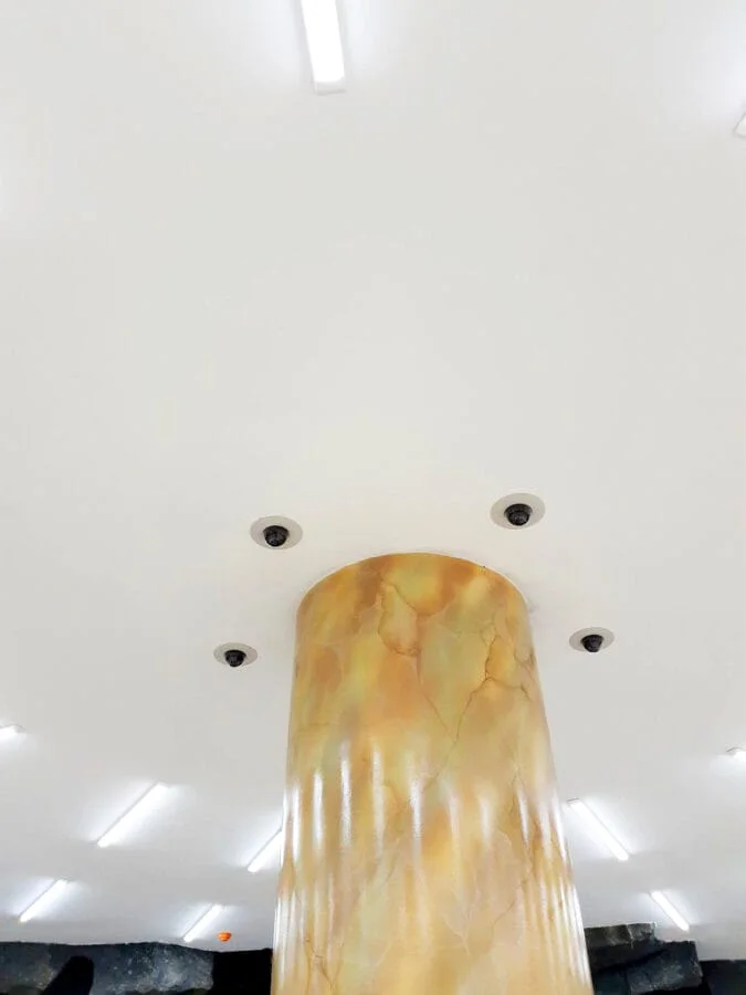 store shangrila 5