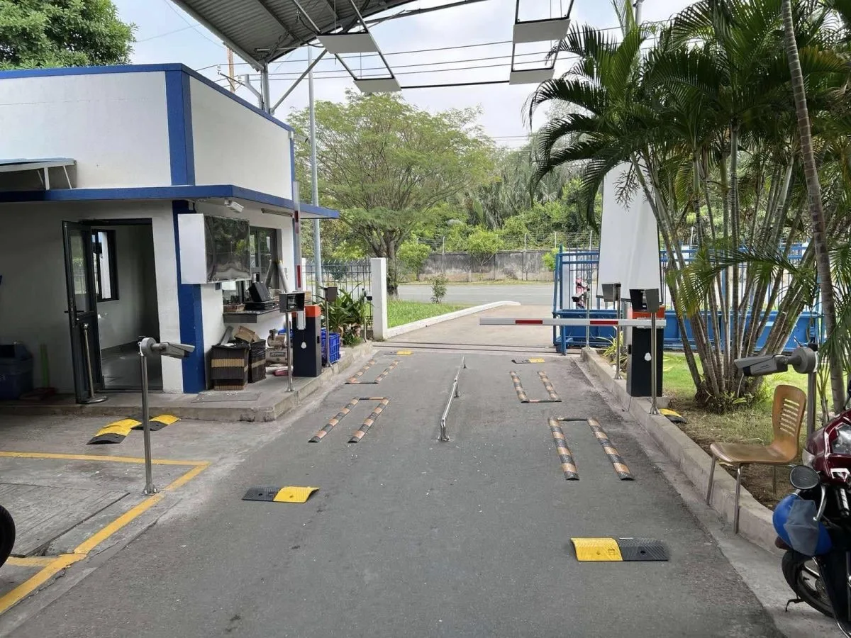 Giải ph&aacute;p ra v&agrave;o th&ocirc;ng minh Access Control
