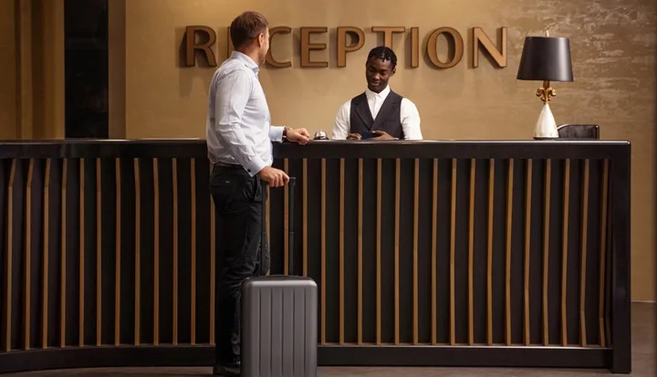 Smart Locker Hotel